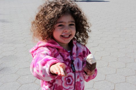 Spring-Ice-Cream-Snap-Mammas-Candid-5