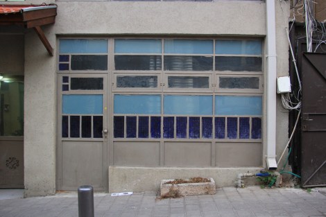 Tel-Aviv-Blue-Israel-Street-Photography-Weekly-Assignment-Lines-Snap-Mammas