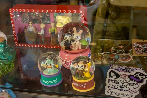 OldTown-DDDwindow6-4926-small